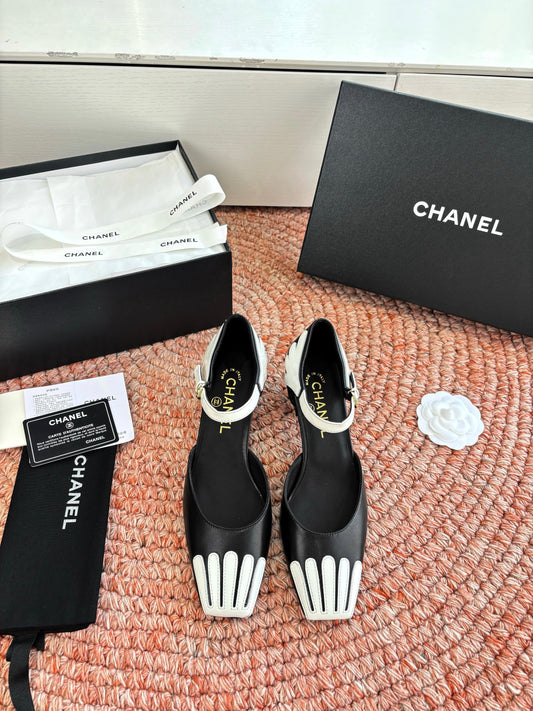 CC 26s Mary Jane Slingback Black Sheepskin 648193