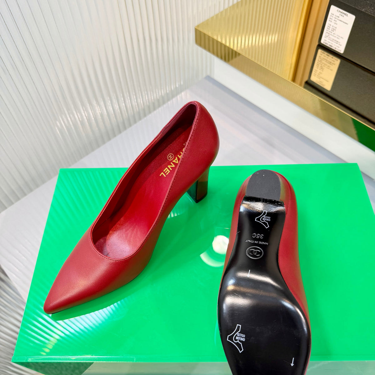 CC 26s Pumps 8.5cm Burgundy Lambskin 924310