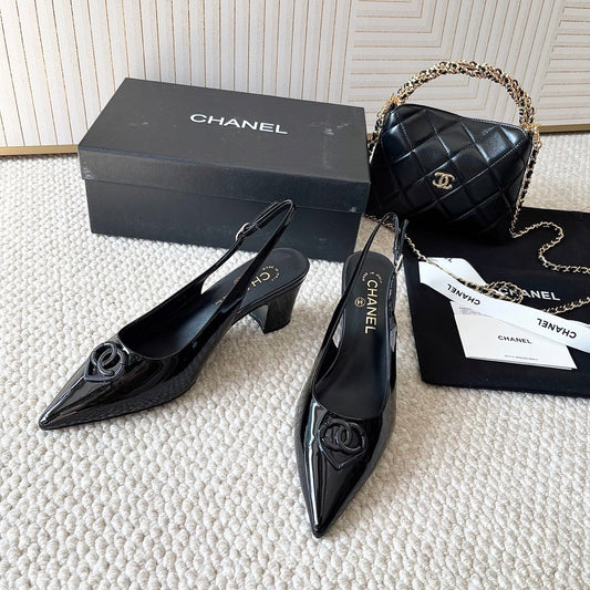CC 26s Pointed-Toe Slingback Black Patent Leather 787142
