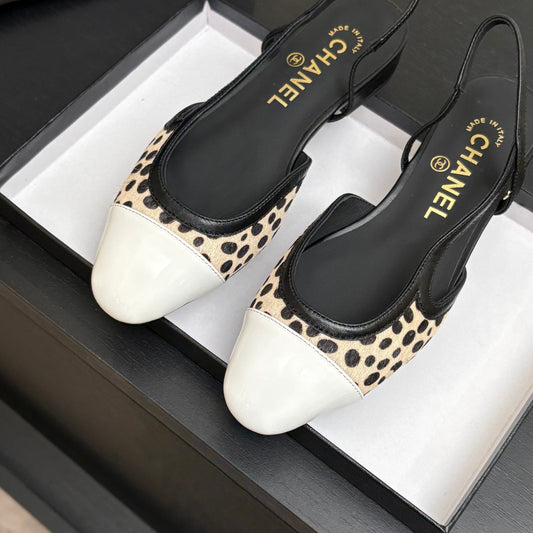 CC 26s Classic Slingback Flat Black Beige White Horsehair Patent Leather 907632
