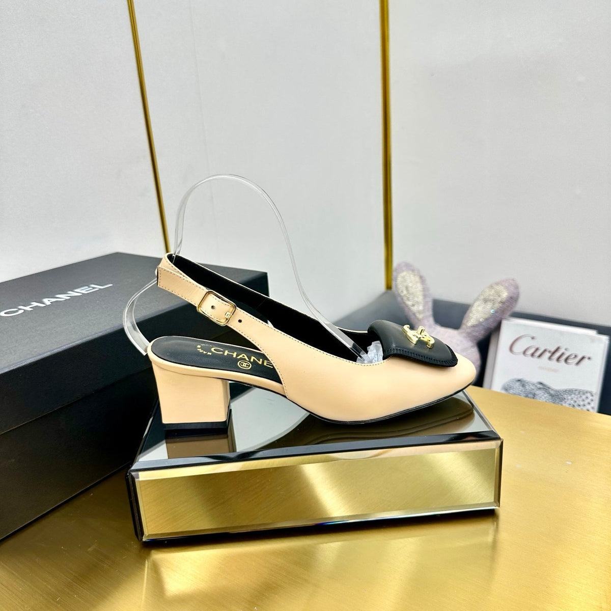 CC Slingback 25s In Beige Mix Black Calfskin With Gold Hardware