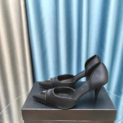 Chanel 26ss Retro Hollow-Out Pointed-Toe 70 Vintage Black in Calfskin 712470