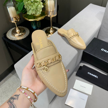 CC Chain Trim Mules Beige Cowhide Leather 874948