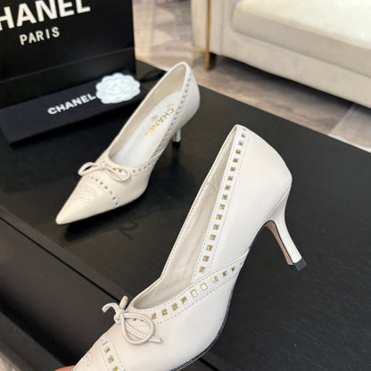 CC Bow Pointed Toe Pumps 6.5cm Cream Leather 912935