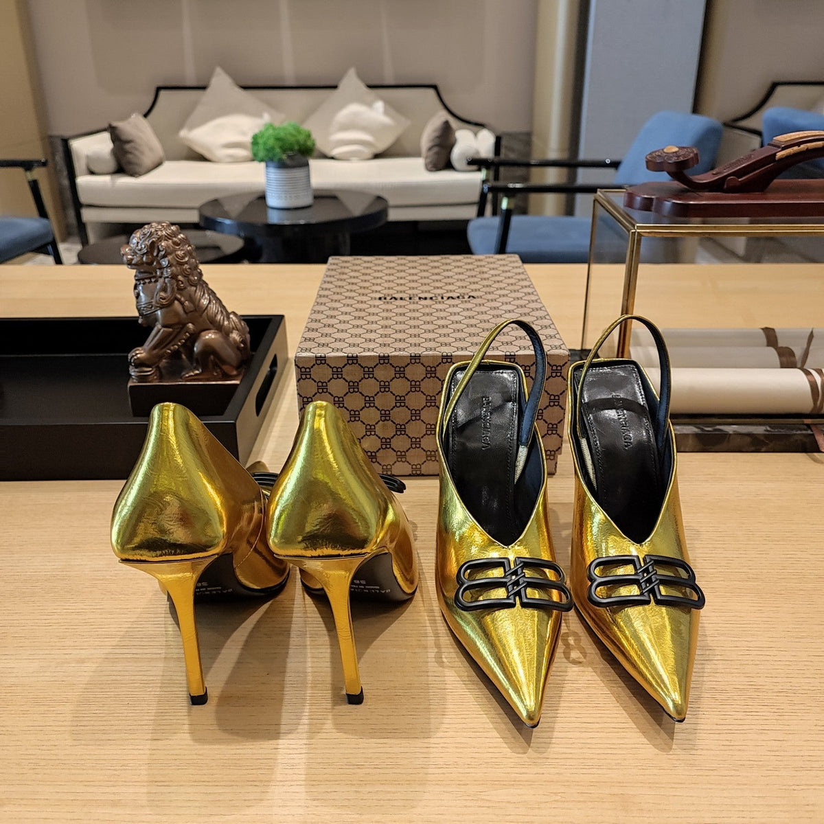 Balenciaga 26s High Heel 100 Gold Patent Leather 681203