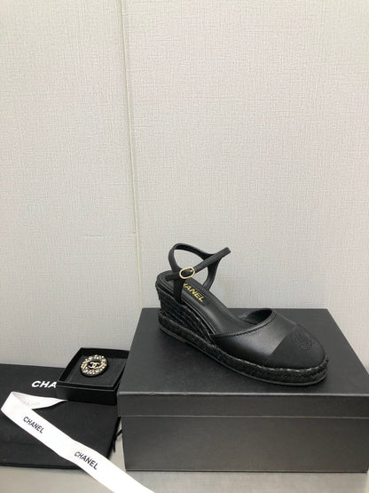 MARY JANE WEDGE BLACK LAMBSKIN