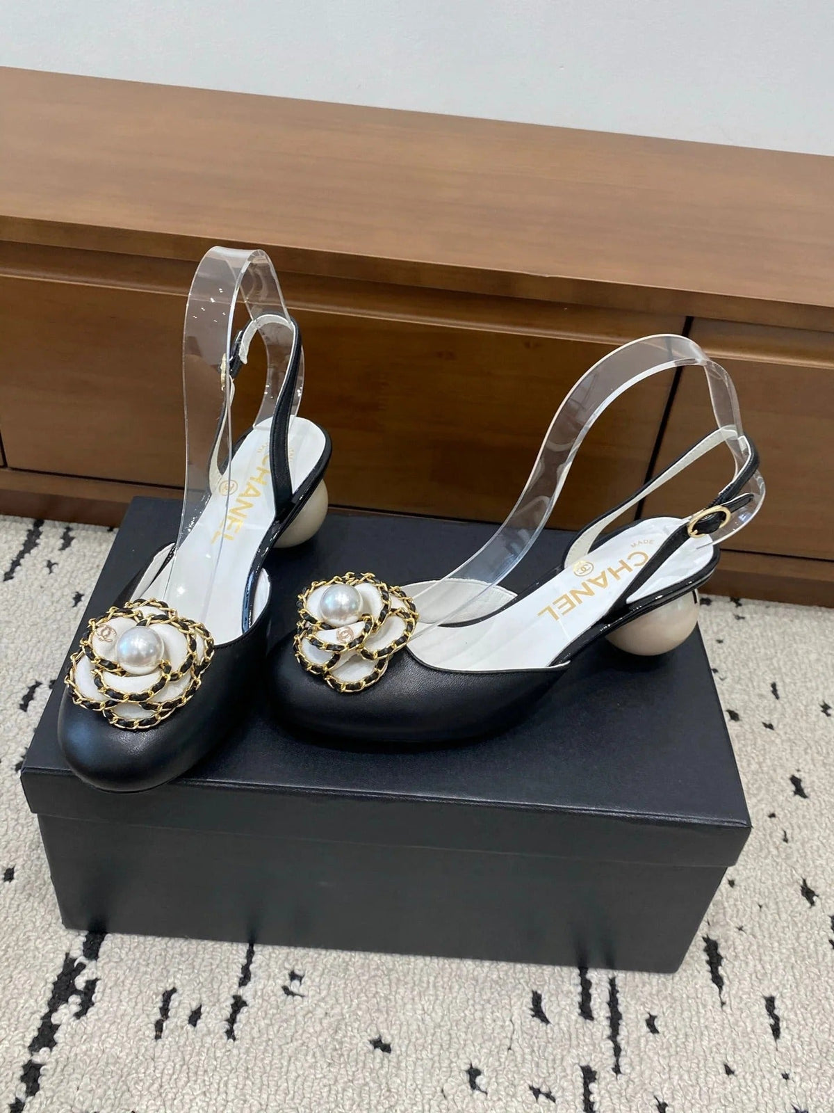 Chanel 26 Round Toe Pearl Heel 50 Shoes Black in Cowhide 729340