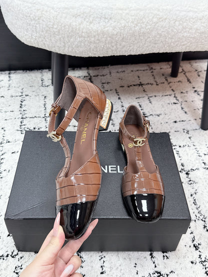 CC SS26 Mary Jane T Strap Black Brown Crocodile Embossed Patent Calfskin 679018