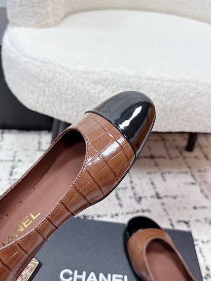 CC SS26 Ballet Flat Black Brown Crocodile Embossed Patent Calfskin 679026