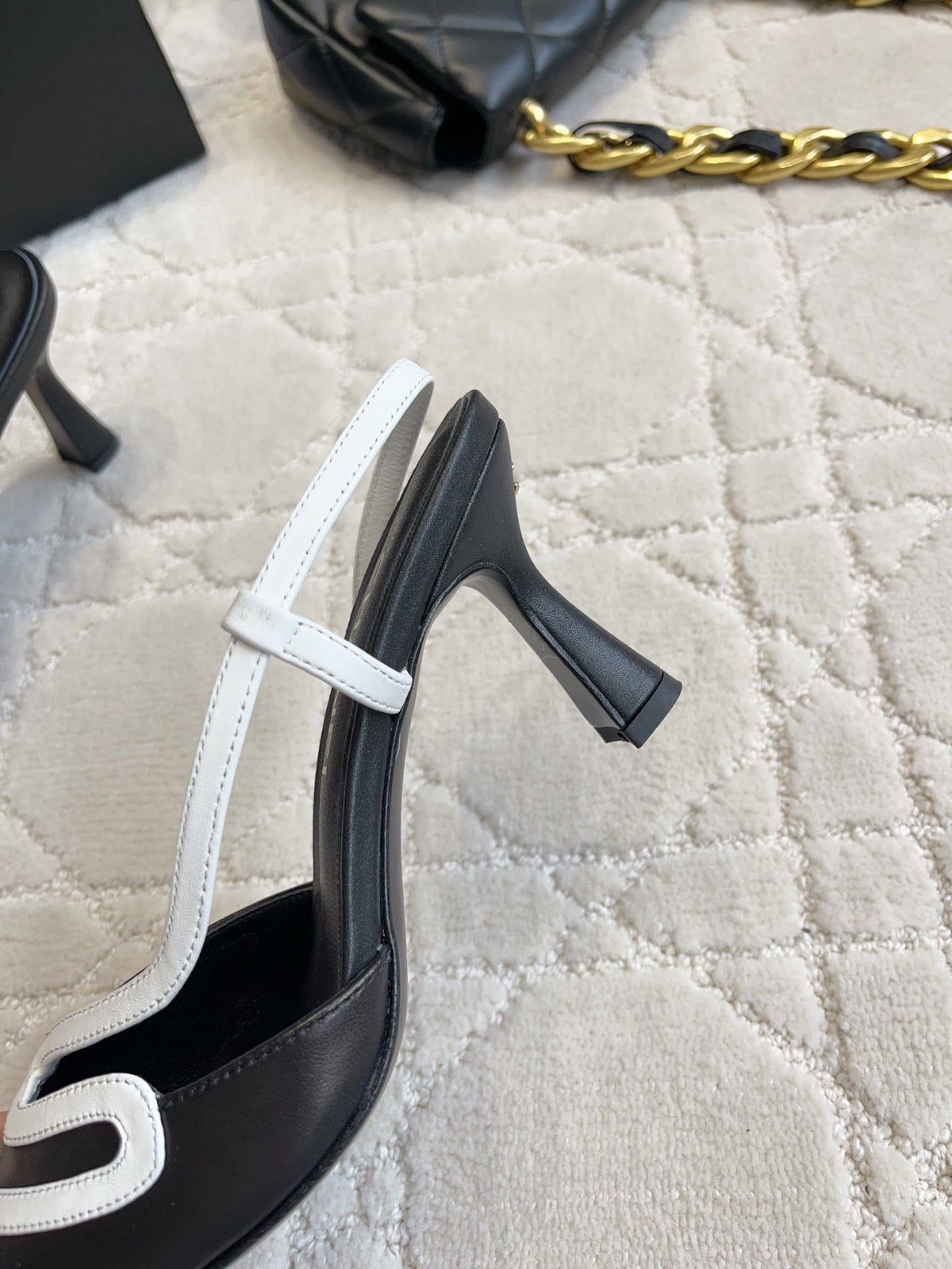 CC Métiers d’art 2026 Slingback 7.5cm Black Lambskin 808100