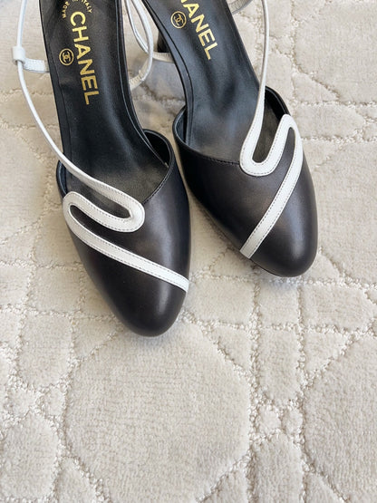 CC Métiers d’art 2026 Slingback 7.5cm Black Lambskin 808100