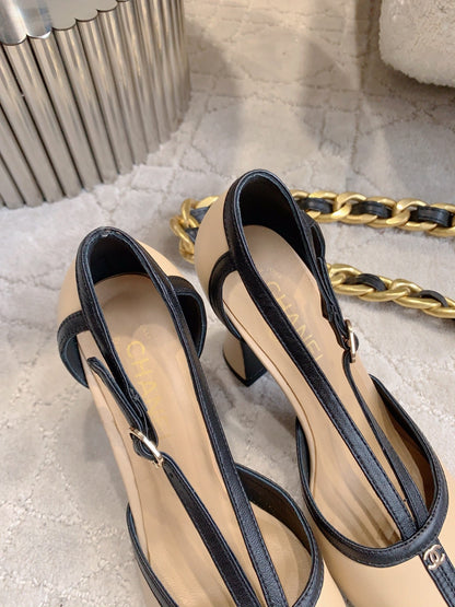 CC 2026s Two-Tone Slingback 8.5cm Black Beige Leather 723689