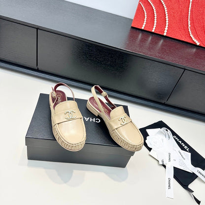CC 26A Métiers d’art 2026 Slingback Beige Glossy Sheepskin 900227