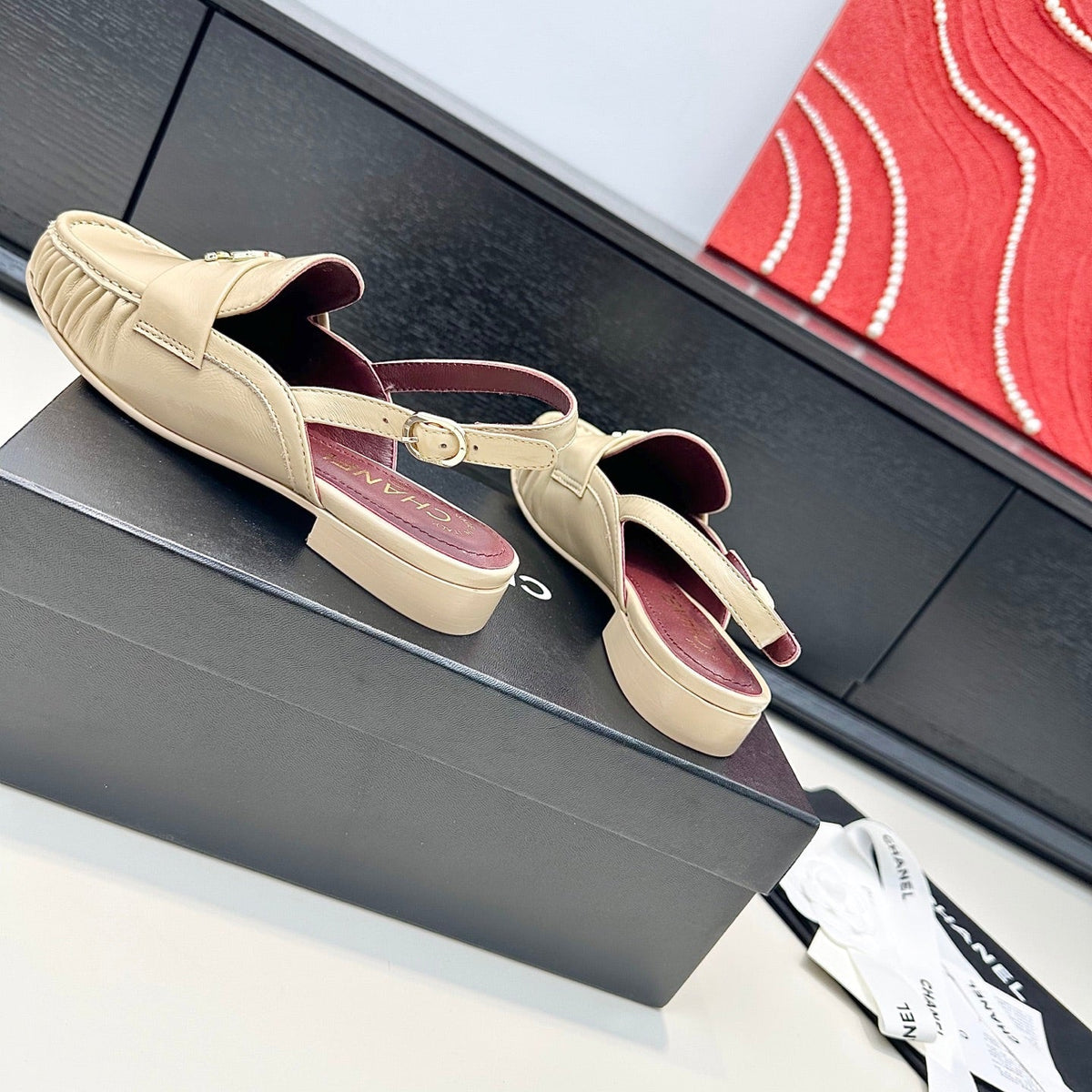 CC 26A Métiers d’art 2026 Slingback Beige Glossy Sheepskin 900227