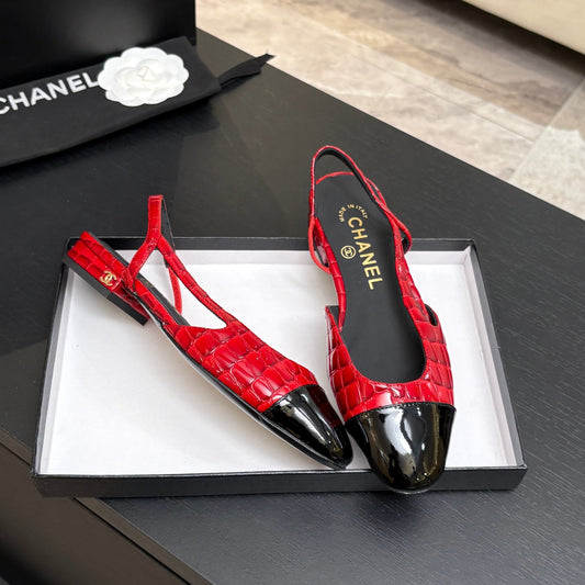 CC 26s Classic Slingback Flat Black Bright Red Crocodile Embossed Patent Leather 907634