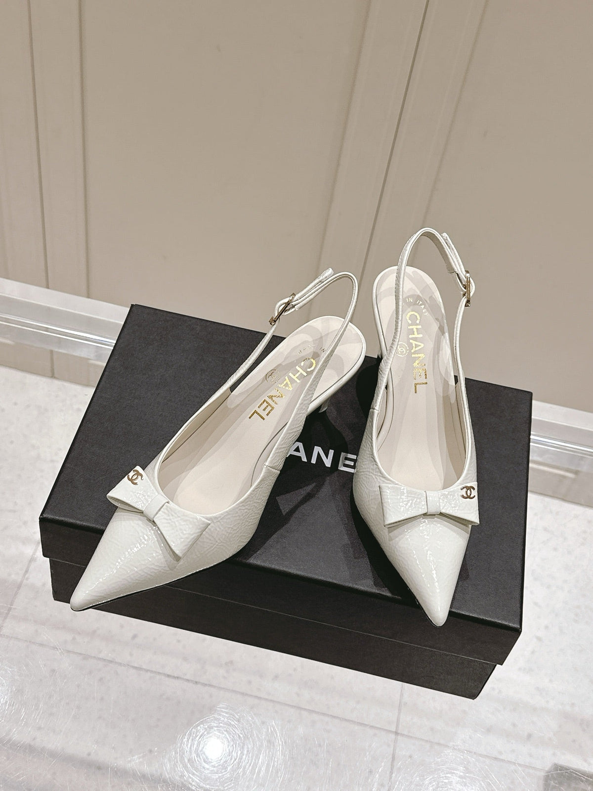 Chanel 25A Slingback White Patent Calfskin 393072