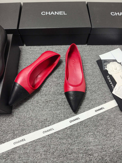 CC 26s Ballet Flat Black Red Leather 681964