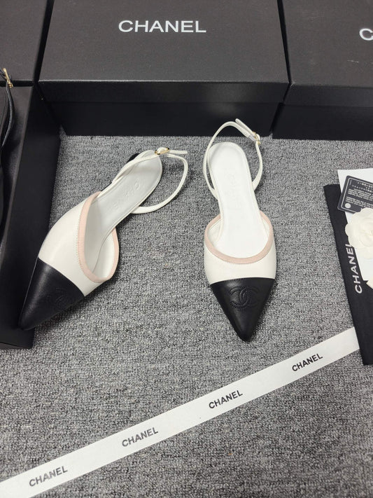 CC 26s Slingback Pointed Black White Leather 681975