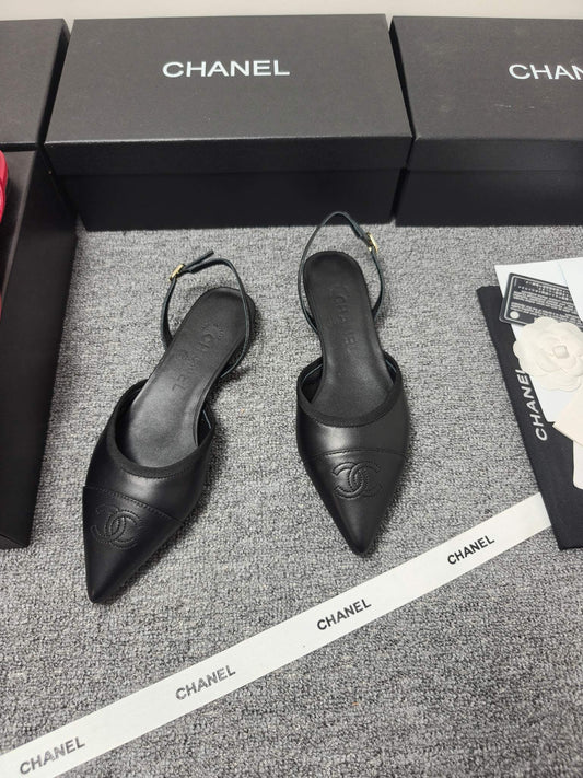 CC 26s Slingback Pointed Black Leather 681977
