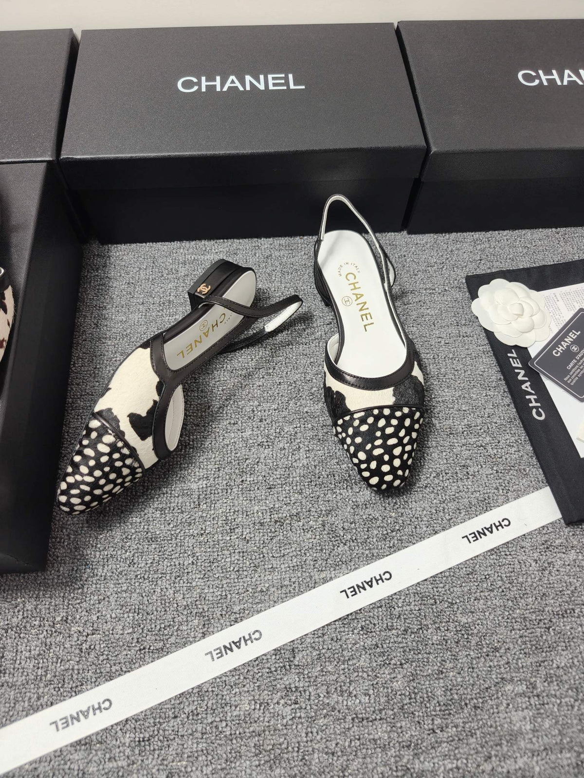 CC SS 2026 Slingbacks Flat White Black Calfskin Lambskin