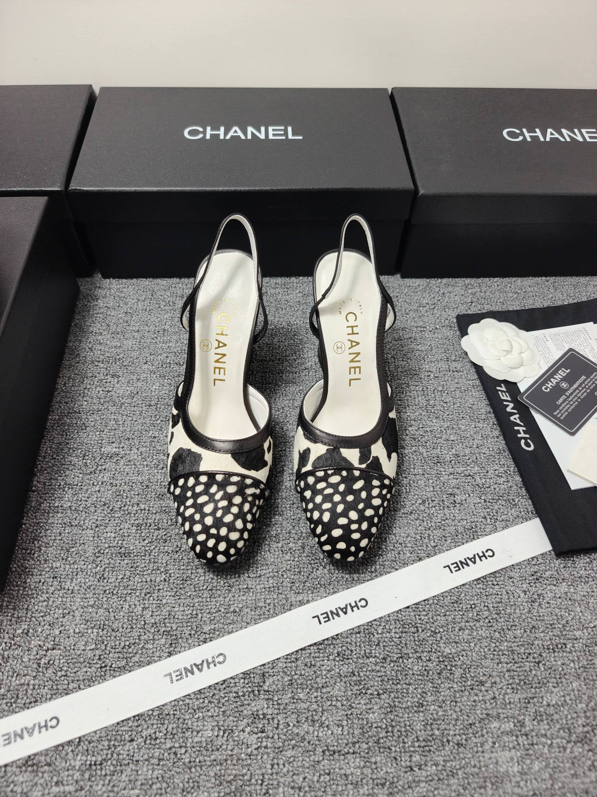 CC SS 2026 Slingbacks 9.5cm White Black Calfskin Lambskin