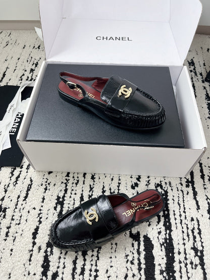 CC 26A Métiers d’art 2026 Slingback Black Glossy Sheepskin 900760