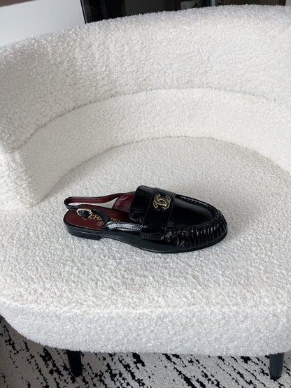 CC 26A Métiers d’art 2026 Slingback Black Glossy Sheepskin 900760