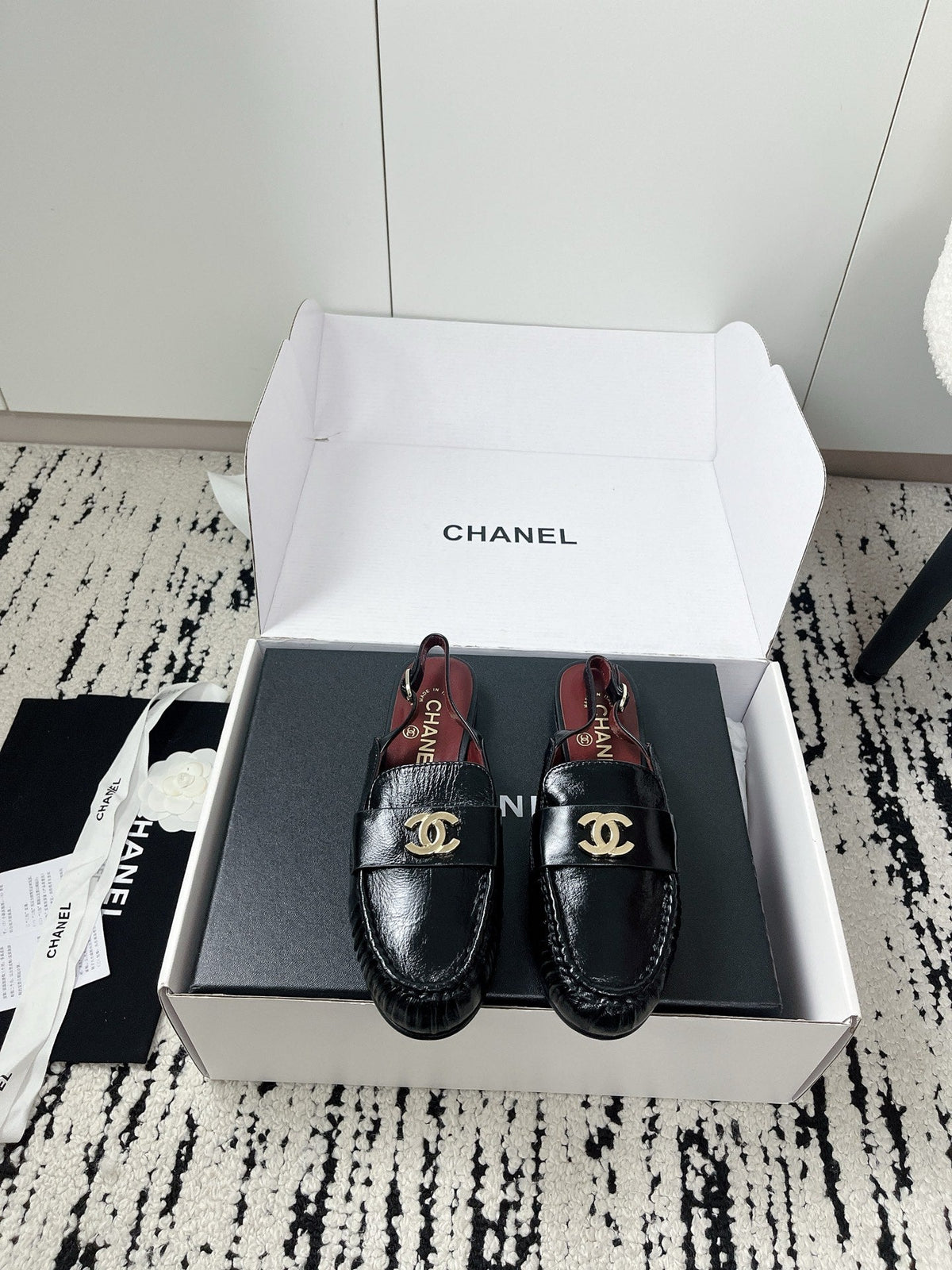 CC 26A Métiers d’art 2026 Slingback Black Glossy Sheepskin 900760