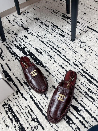CC 26A Métiers d’art 2026 Slingback Burgundy Glossy Sheepskin 900761