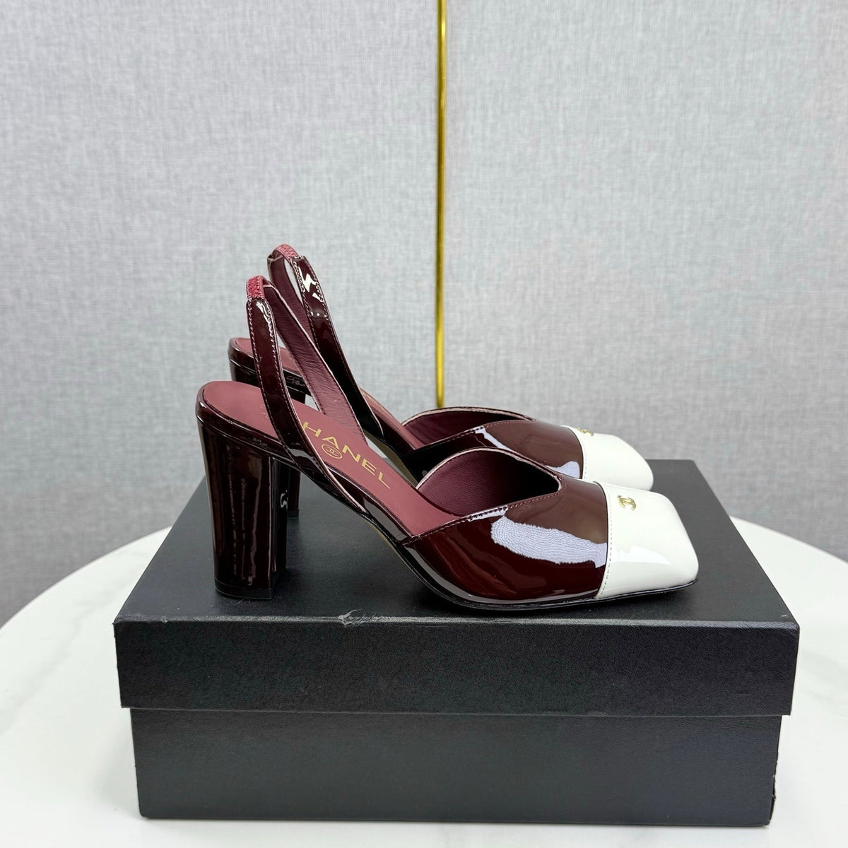 CC 25FW Square Toe Slingback White Dark Burgundy Patent Leather 541136