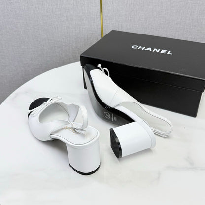 CC 26s Slingback Heels 4.5cm White Black Lambskin Fabric
