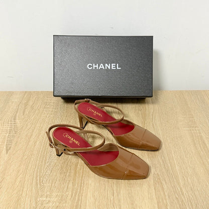 CC Métiers d’art 2026 Slingbacks 6.5cm Brown Patent Calfskin 865642