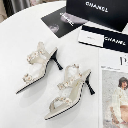 CC 26s Floral Sandal 7.5cm White Sheepskin 867462