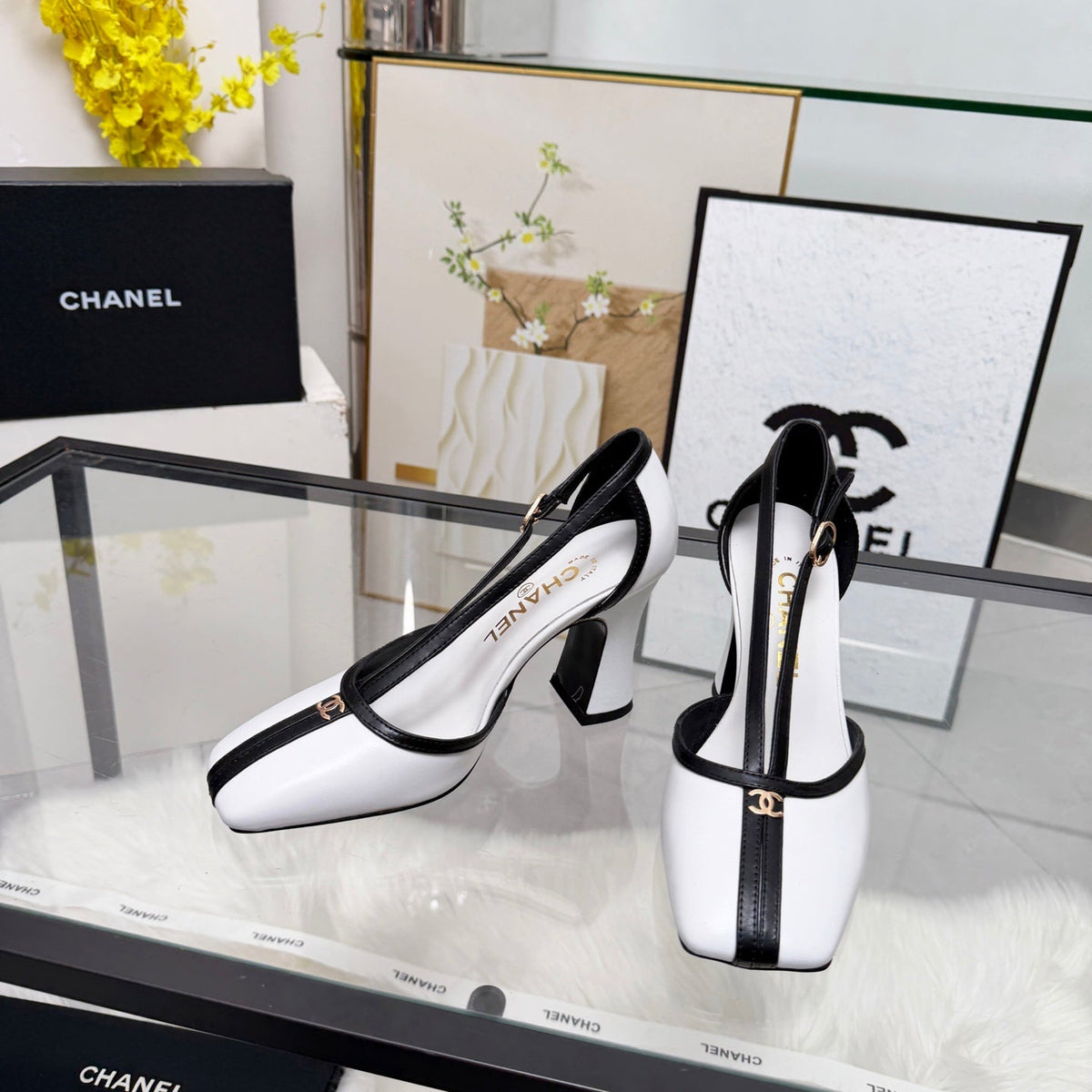 CC 26s Slingback Black White Leather 867505