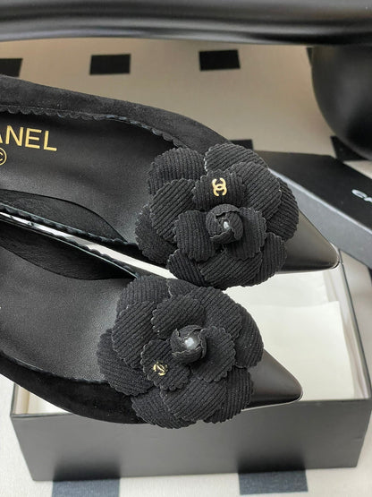 CC 25C Classic Camellia Pointed High Heels Pump 35mm Black Suede 247614