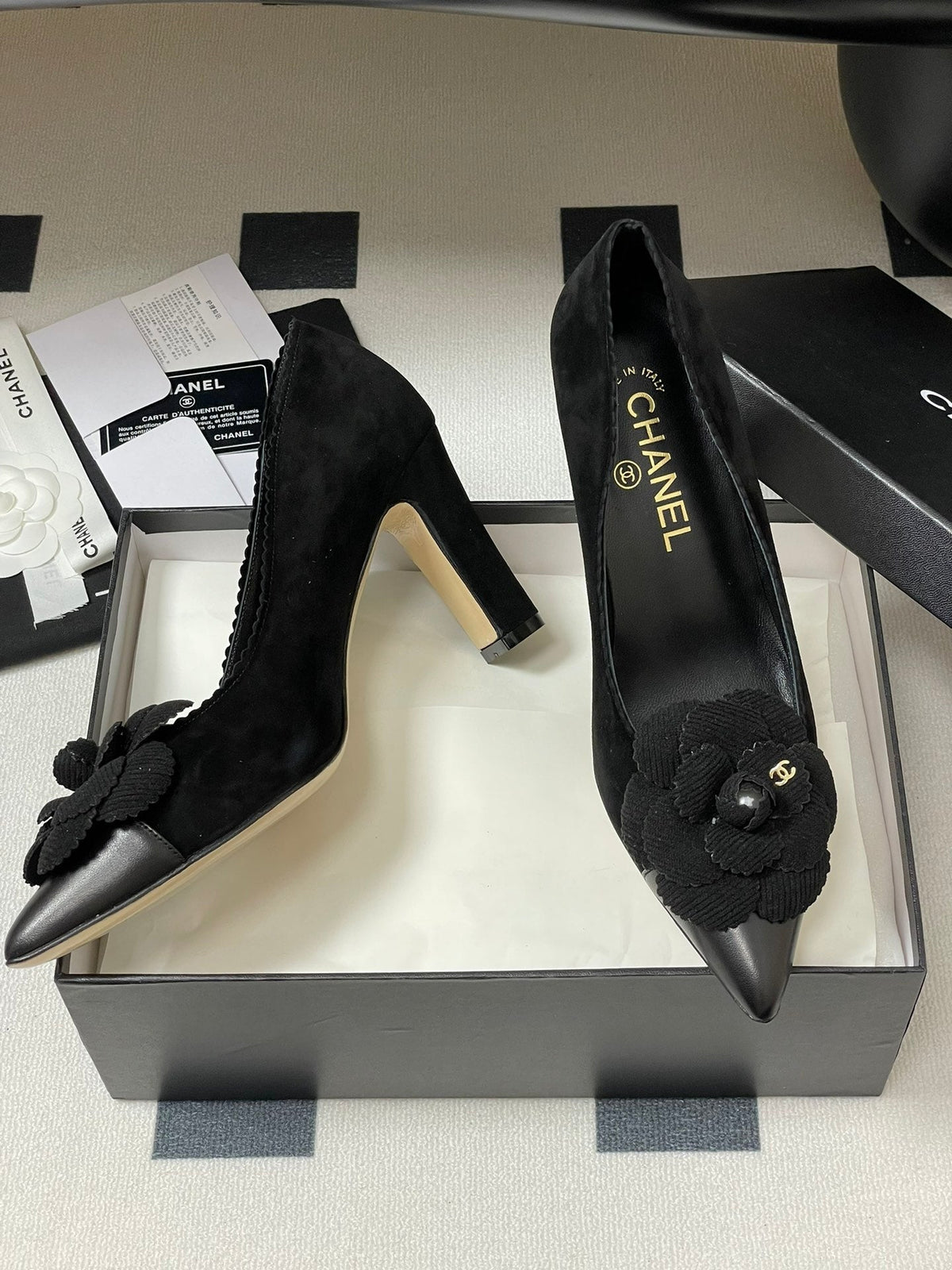 CC 25C Classic Camellia Pointed High Heels Pump 85mm Black Suede 247617