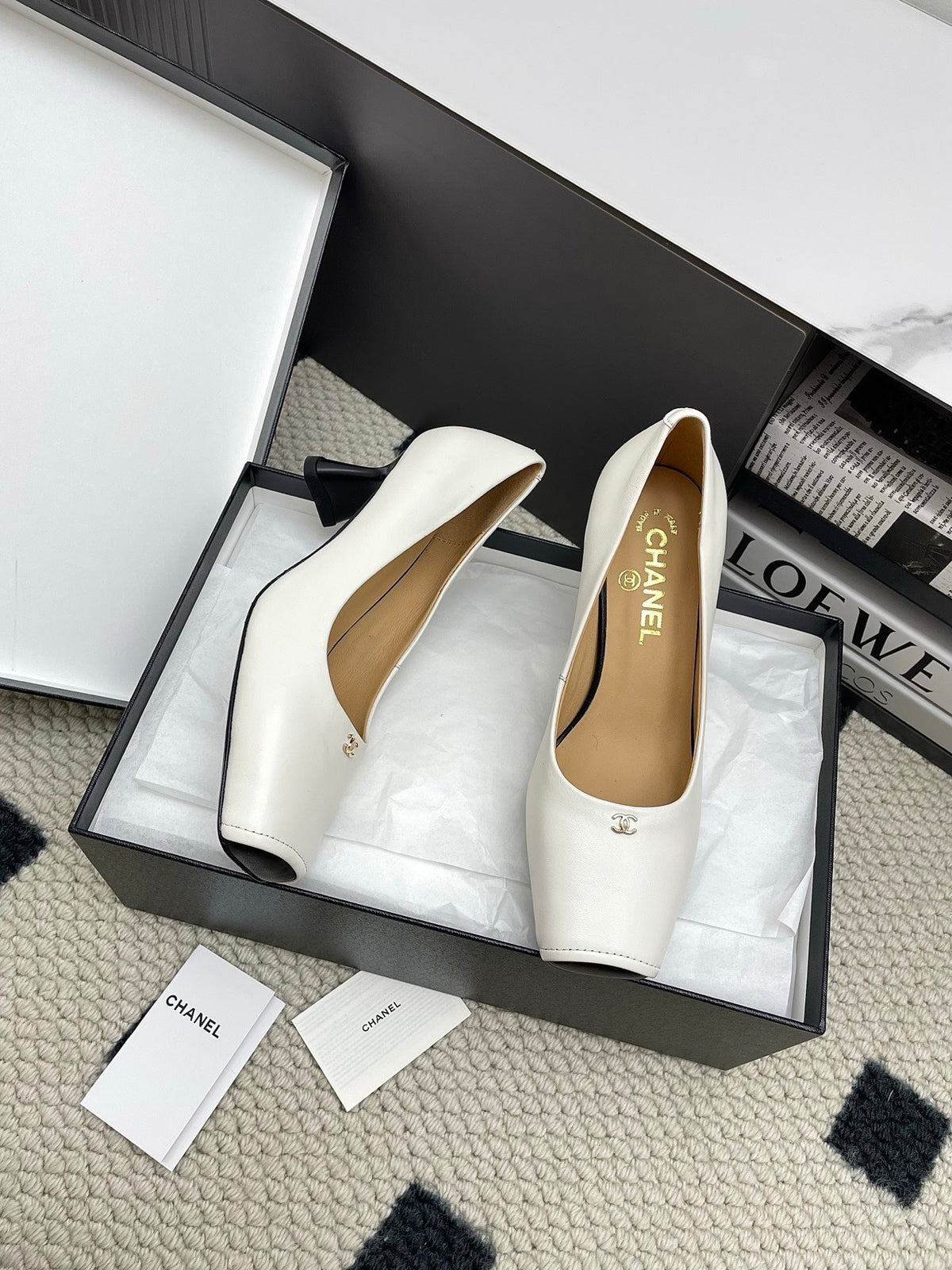 CC Square-Toe Pumps 65mm White Sheepskin 427016