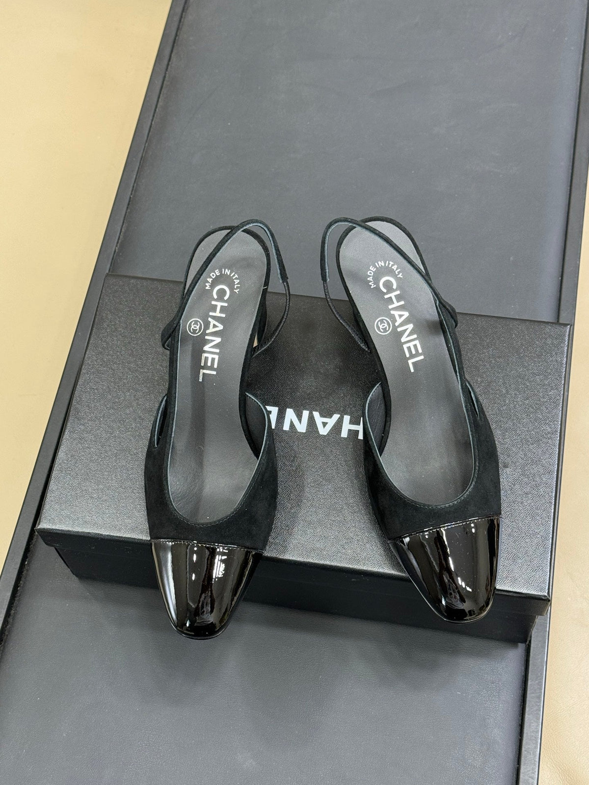 CC Classic Slingback Black Suede Mix Black Patent Calfskin 282285