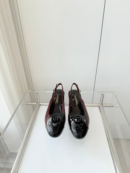 CC 26s Slingback Floral 3.5cm Black Burgundy Patent Leather 597416