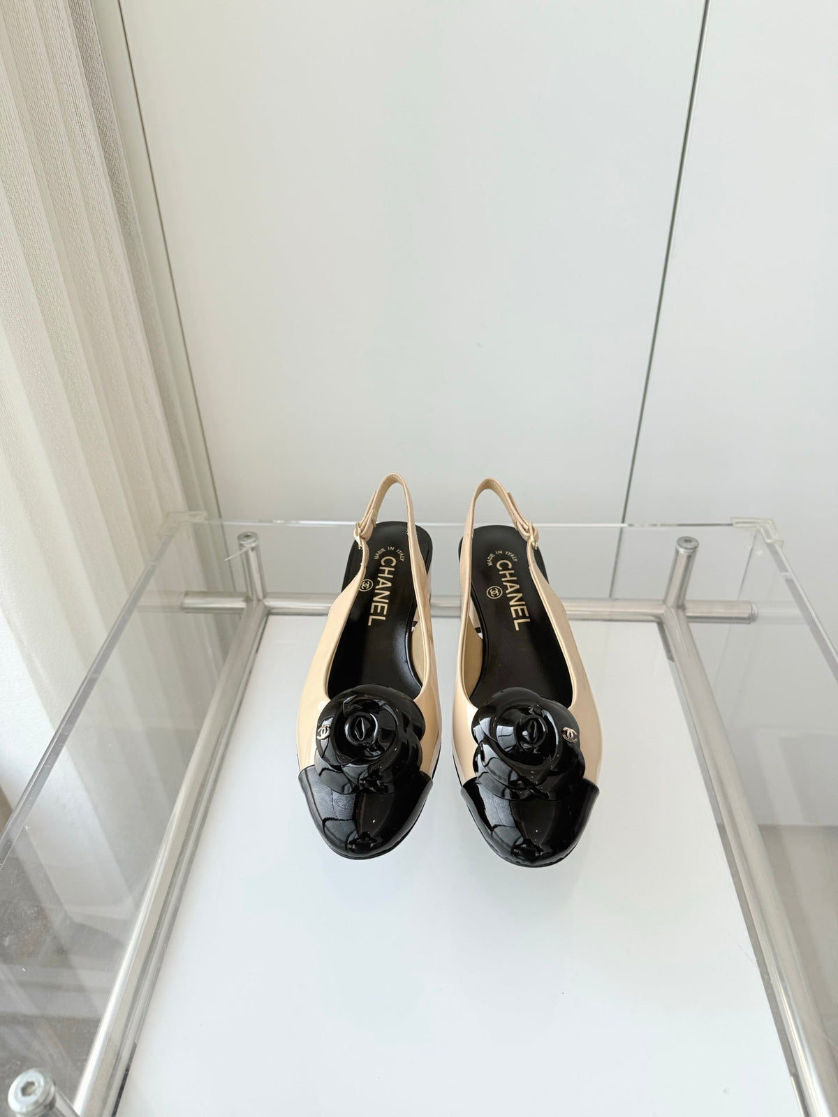 CC 26s Slingback Floral 3.5cm Black Beige Patent Leather 597417