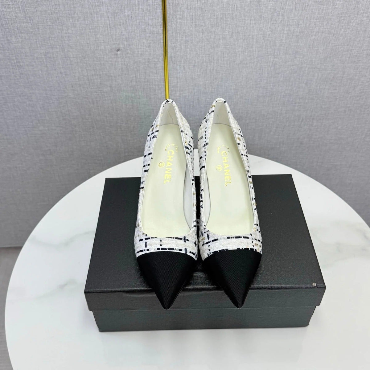 Chanel 2026 Pumps 85mm Tweed Pearl White Black 801952