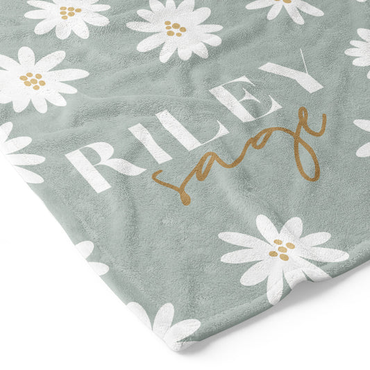 Soft Green Daisy Personalized Toddler Blanket
